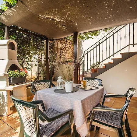 Апартаменты Near The Waterfront 08 *